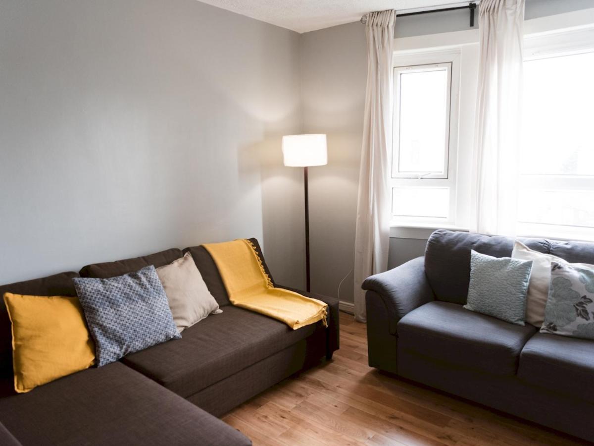 Pass The Keys Cozy Two Bed Flat Near Glasgow Airport & Paisley Eksteriør bilde