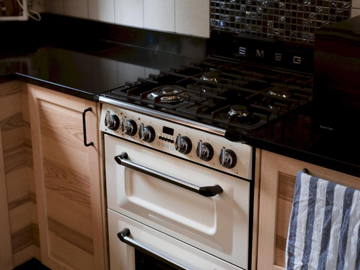 Pass The Keys Cozy Two Bed Flat Near Glasgow Airport & Paisley Eksteriør bilde